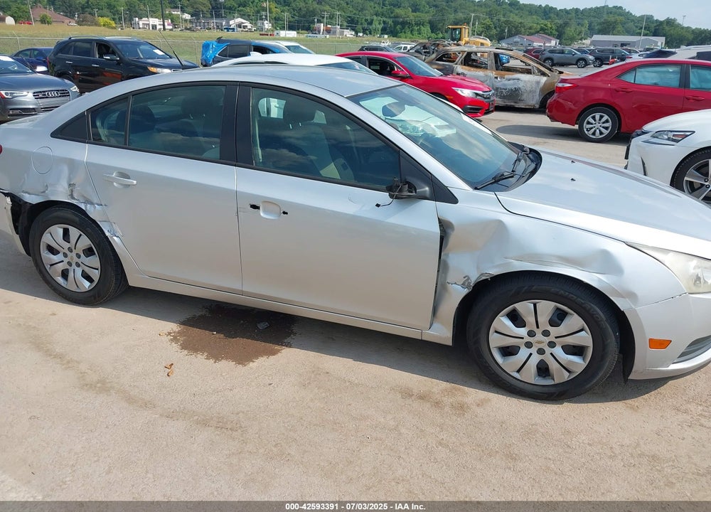 2013 CHEVROLET CRUZE VIN: 1G1PA5SH4D7233963