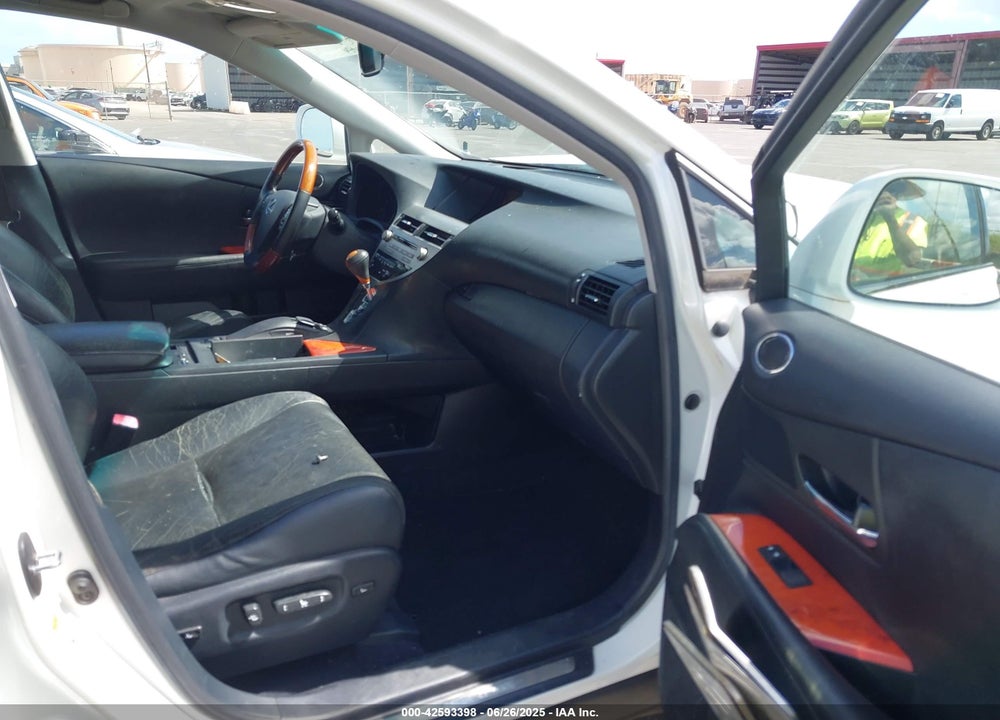 2011 LEXUS RX350 VIN: JTJBK1BA1B2010541