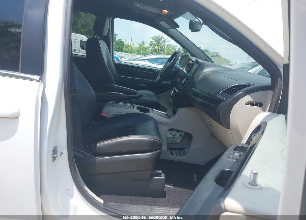 2018 DODGE GRAND CARAVAN SXT VIN: 2C4RDGCG0JR209467