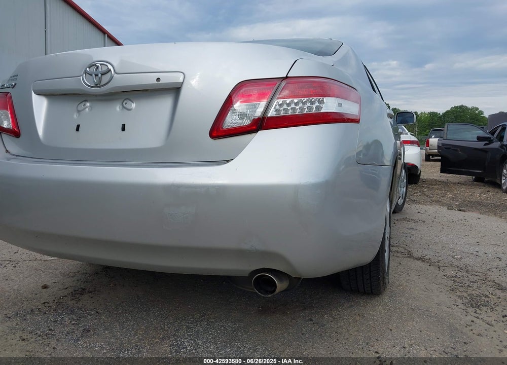 2011 TOYOTA CAMRY VIN: 4T1BF3EK7BU122252