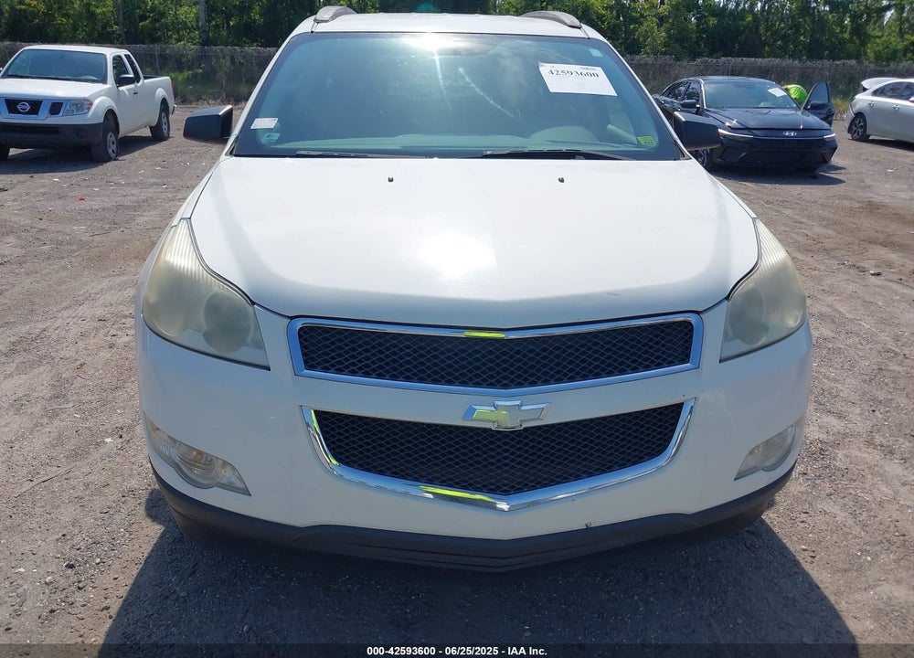 2011 CHEVROLET TRAVERSE VIN: 1GNKREED4BJ110402