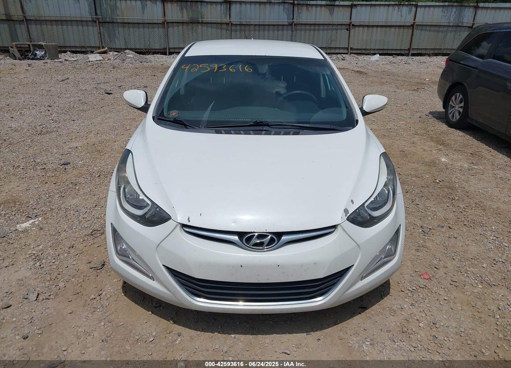 2016 HYUNDAI ELANTRA VIN: 5NPDH4AE8GH669478