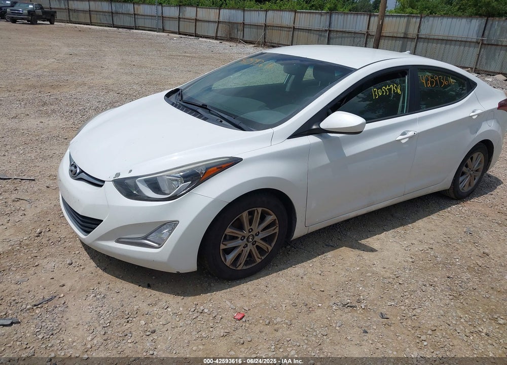 2016 HYUNDAI ELANTRA VIN: 5NPDH4AE8GH669478