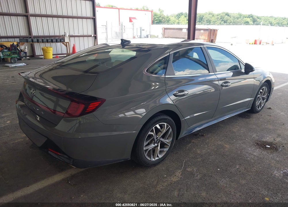 2021 HYUNDAI SONATA VIN: KMHL64JA5MA147789
