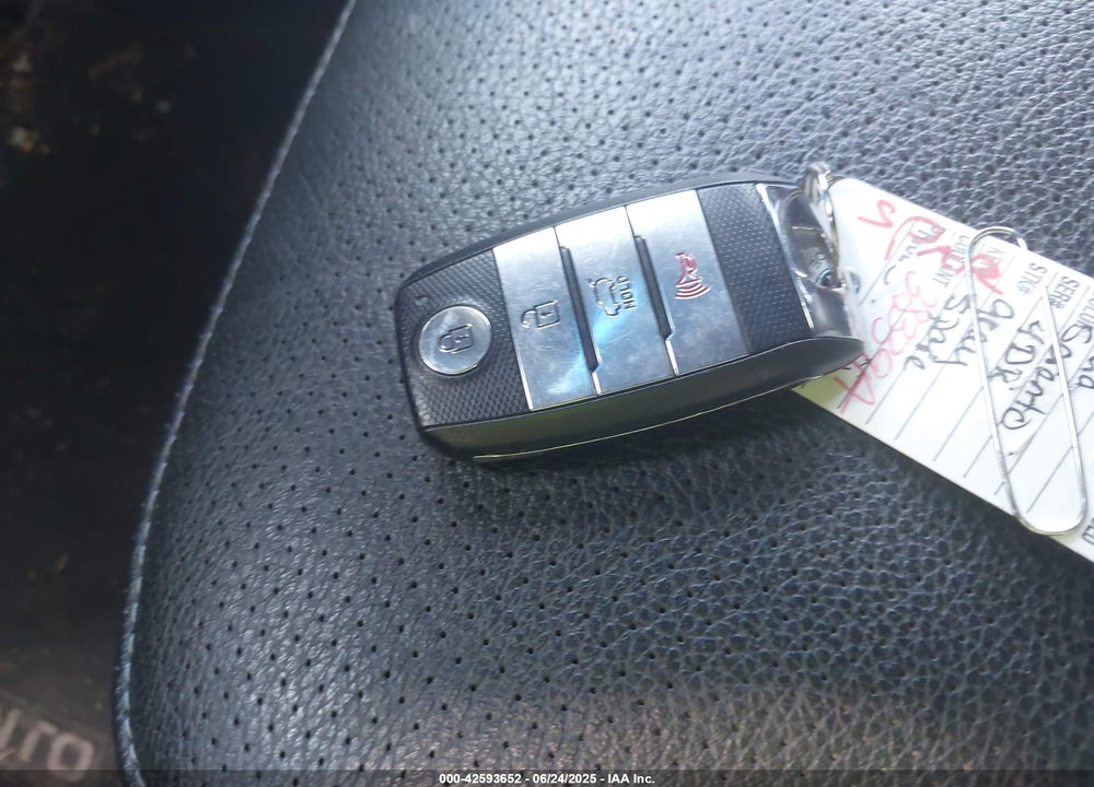 2014 KIA SORENTO VIN: 5XYKUDA76EG482040