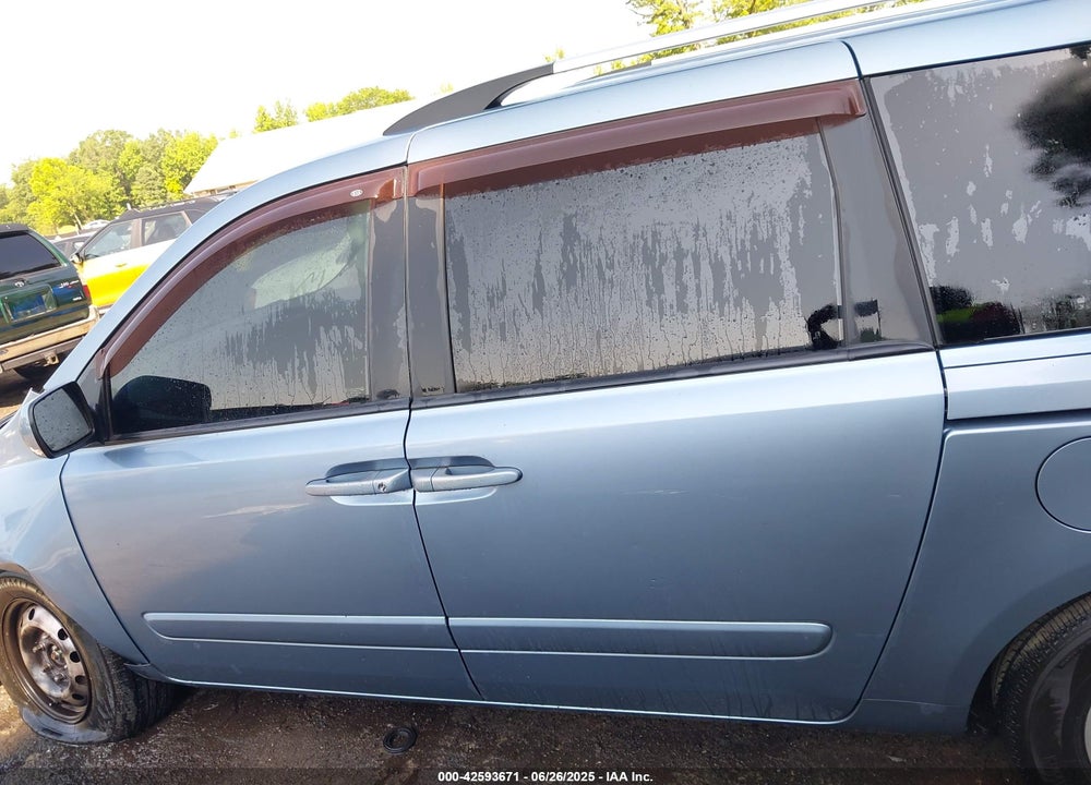 2010 KIA SEDONA VIN: KNDMG4C37A6340352