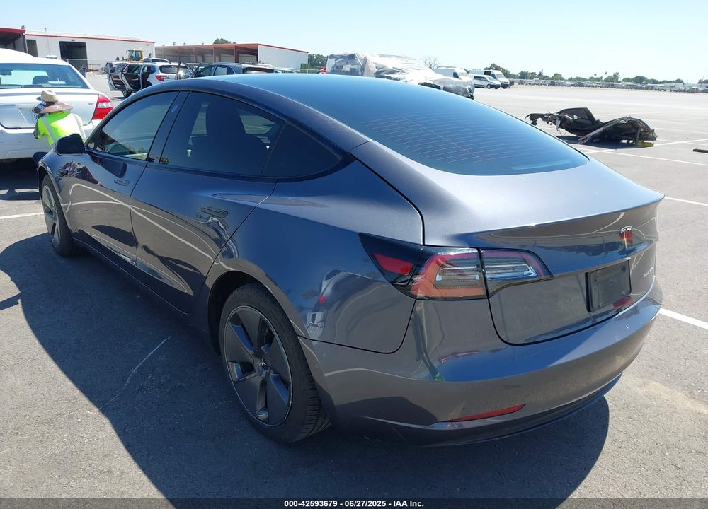 2022 TESLA MODEL 3 LONG RANGE DUAL MOTOR ALL-WHEEL DRIVE VIN: 5YJ3E1EB2NF240061