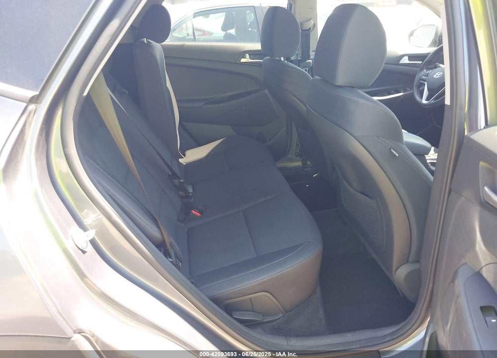 2019 HYUNDAI TUCSON VIN: KM8J23A4XKU843616