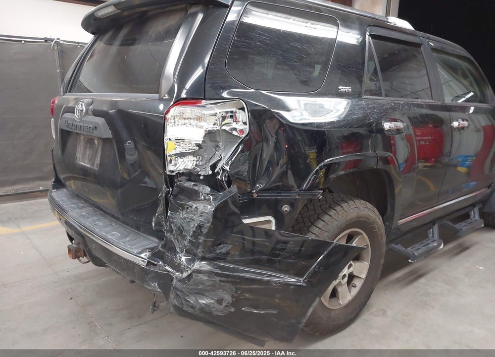 2011 TOYOTA 4RUNNER VIN: JTEBU5JR2B5070186