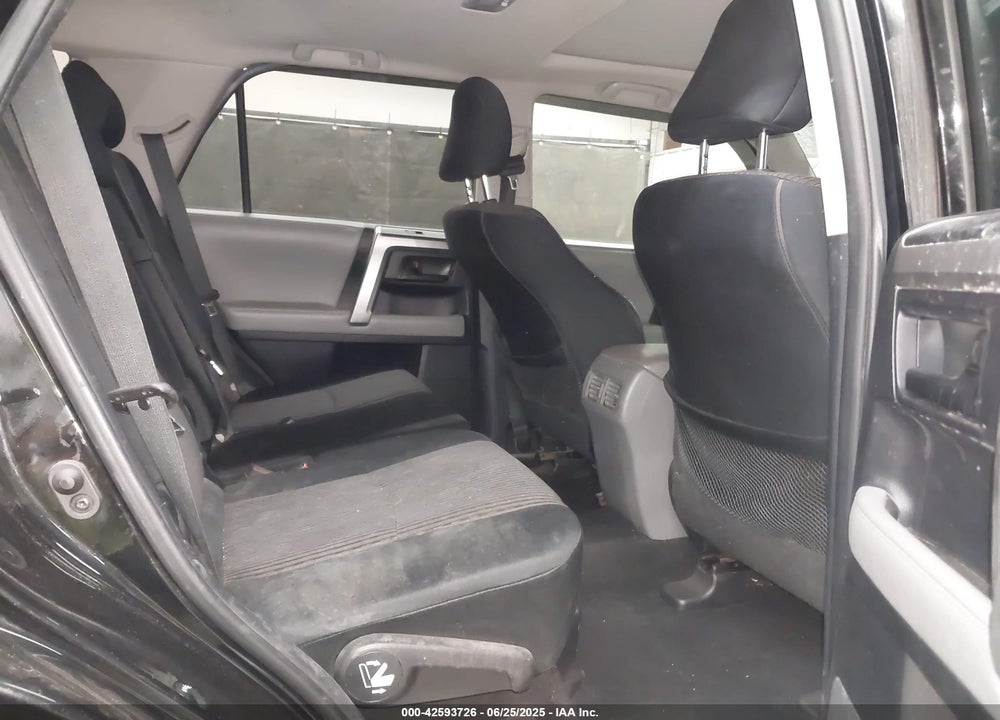 2011 TOYOTA 4RUNNER VIN: JTEBU5JR2B5070186