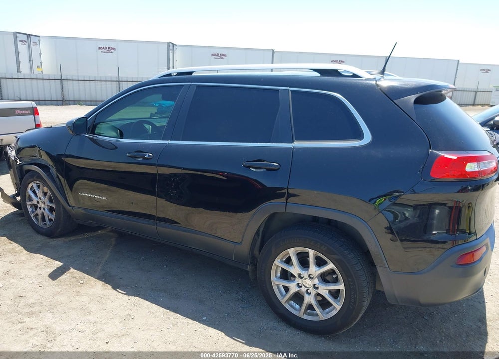 2018 JEEP CHEROKEE LATITUDE FWD VIN: 1C4PJLCB5JD503737