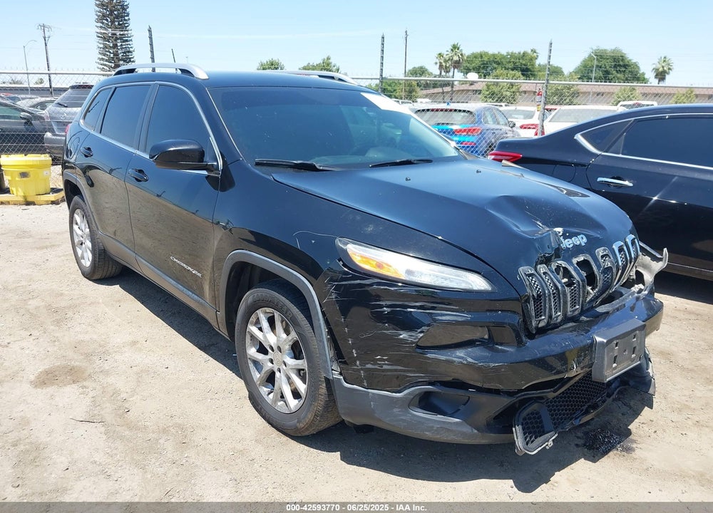 2018 JEEP CHEROKEE LATITUDE FWD VIN: 1C4PJLCB5JD503737