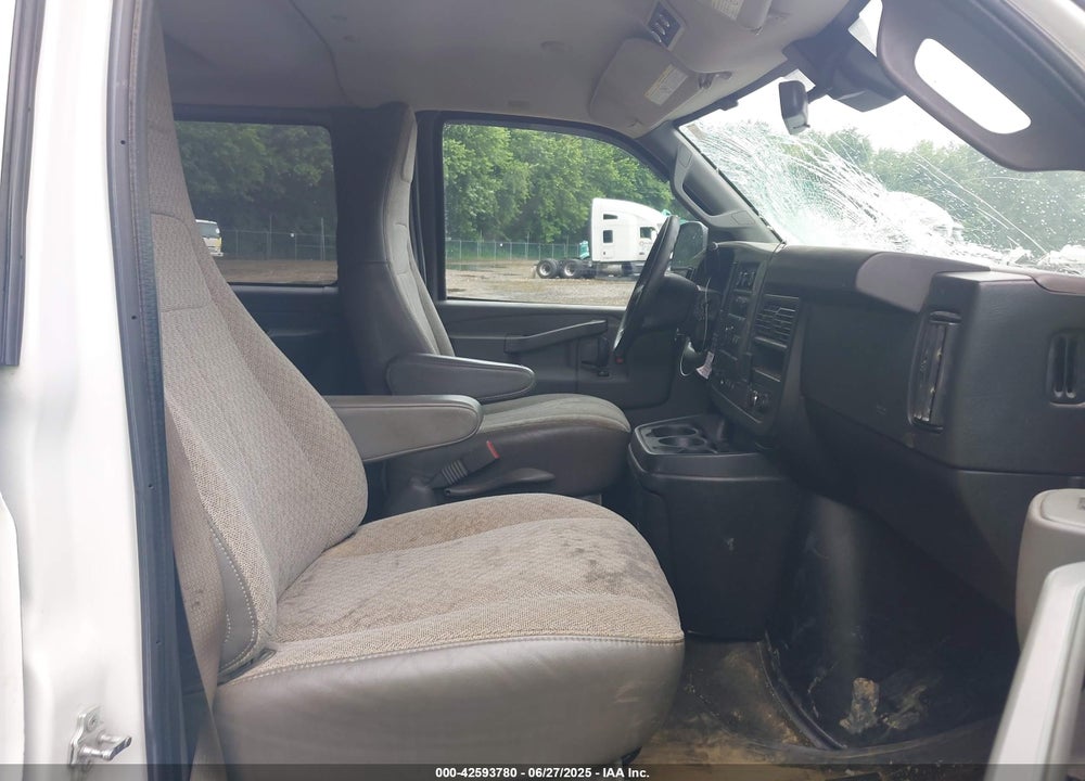 2019 CHEVROLET EXPRESS 3500 LT VIN: 1GAZGPFG0K1178867