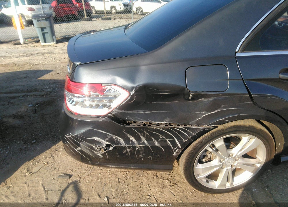 2012 MERCEDES-BENZ E 350 4MATIC VIN: WDDHF8JB5CA572833