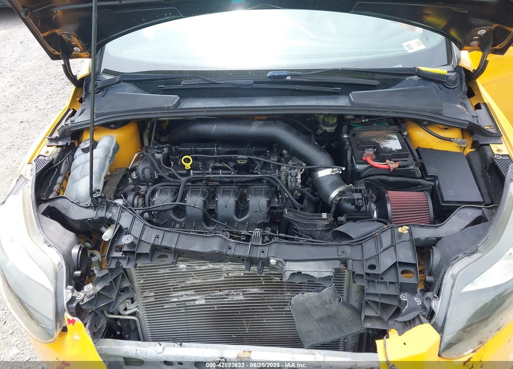 2013 FORD FOCUS VIN: 1FADP3L95DL270859