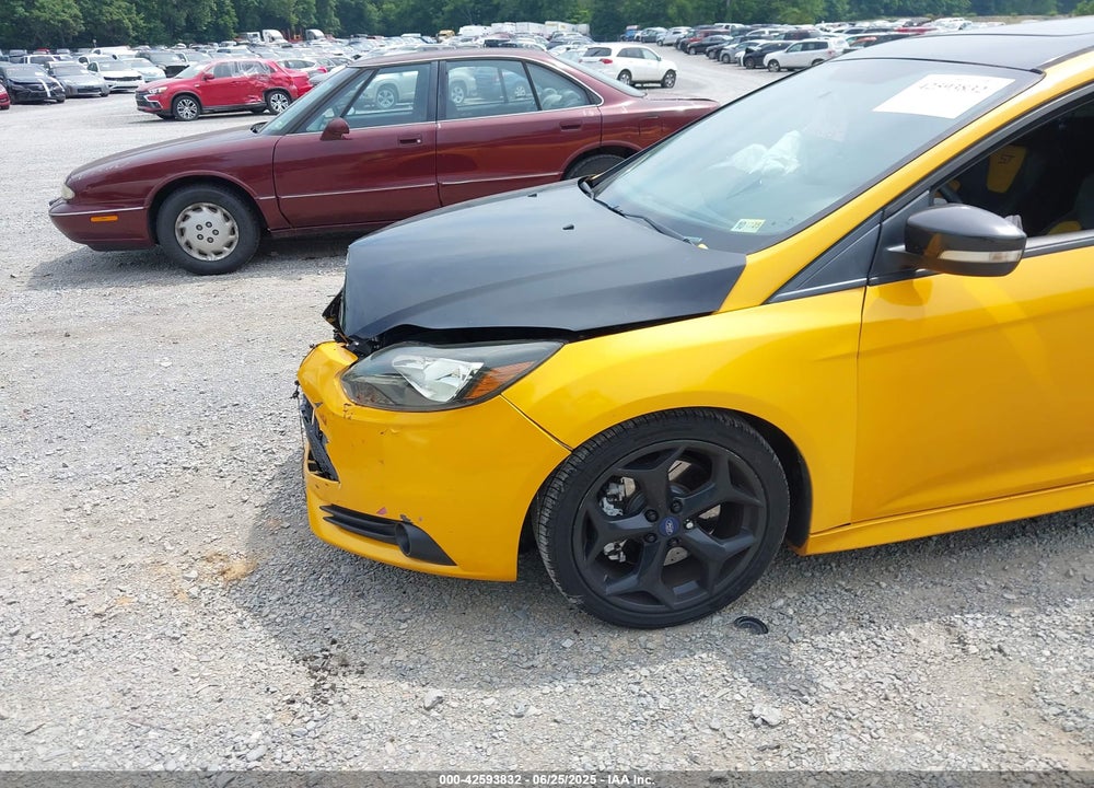 2013 FORD FOCUS VIN: 1FADP3L95DL270859