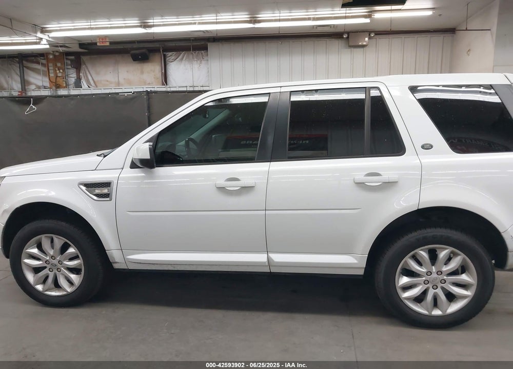 2013 LAND ROVER LR2 VIN: SALFR2BG6DH338217