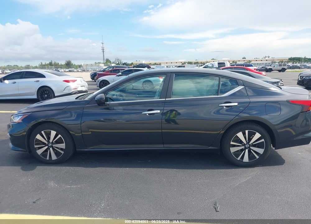 2022 NISSAN ALTIMA VIN: 1N4BL4DV4NN387214