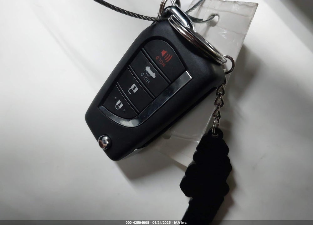 2025 TOYOTA COROLLA VIN: JTDBCMFE2S3095589