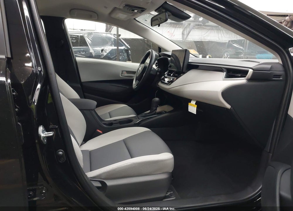 2025 TOYOTA COROLLA VIN: JTDBCMFE2S3095589