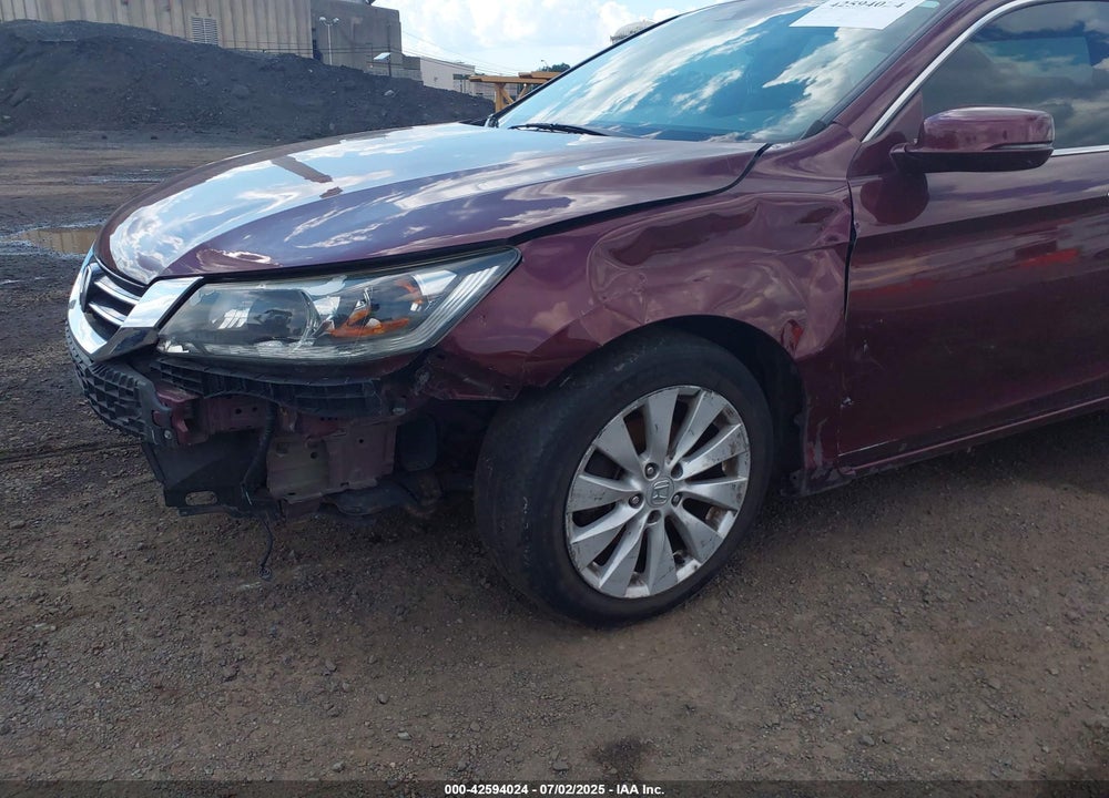 2015 HONDA ACCORD VIN: 1HGCR3F86FA023143