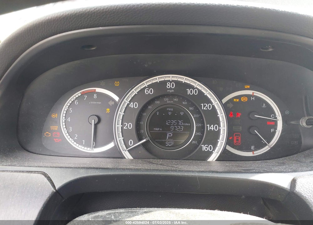 2015 HONDA ACCORD VIN: 1HGCR3F86FA023143