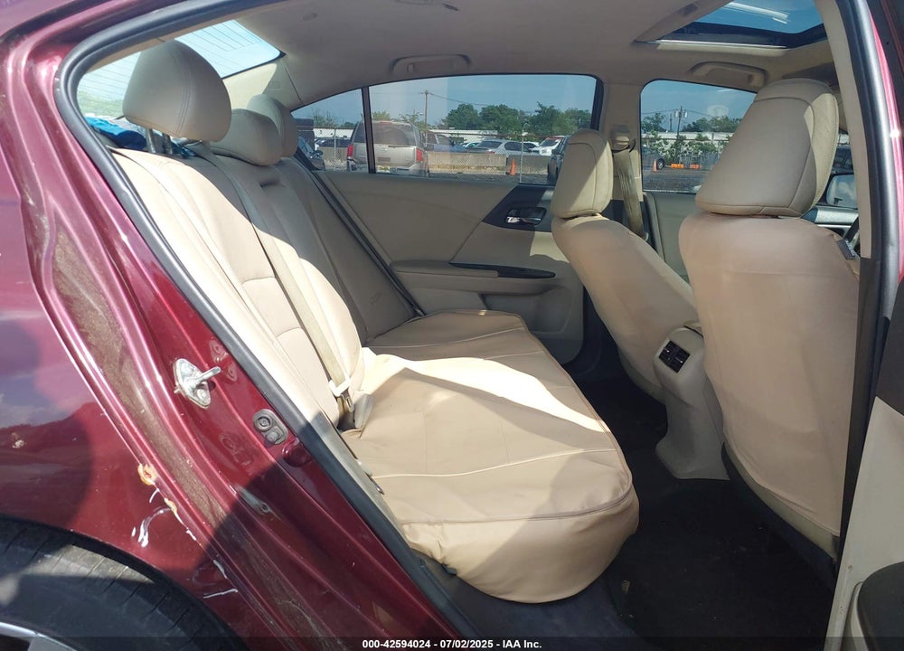 2015 HONDA ACCORD VIN: 1HGCR3F86FA023143