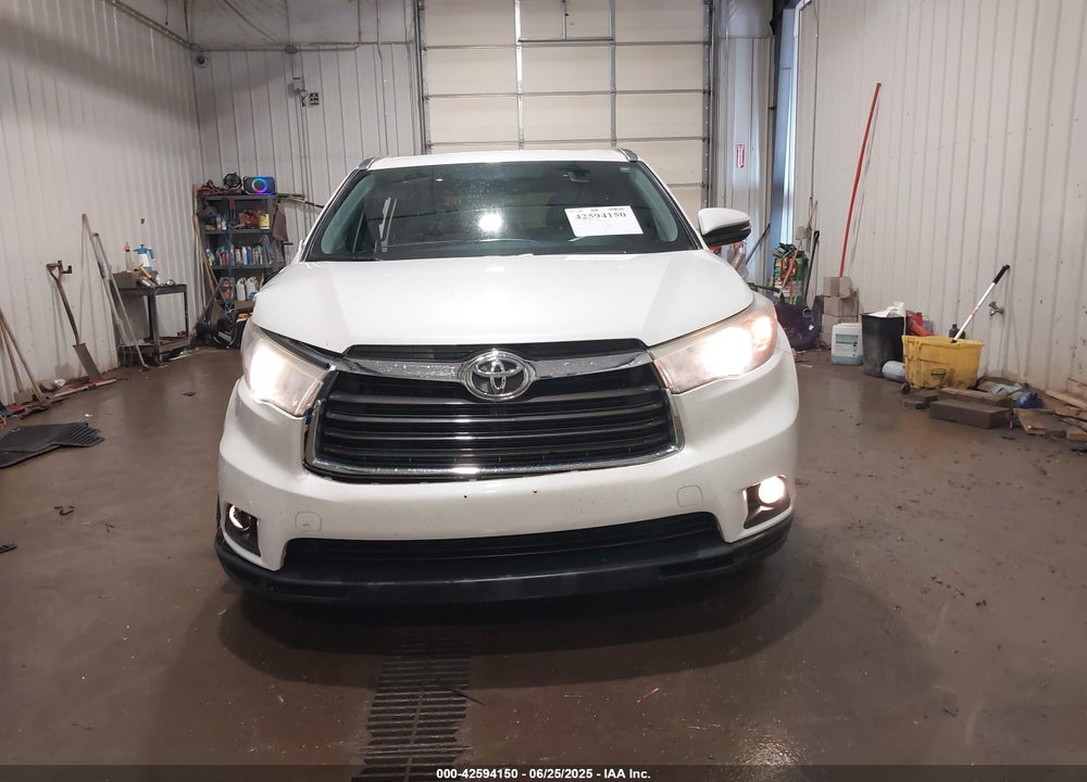 2016 TOYOTA HIGHLANDER VIN: 5TDJKRFH4GS270288