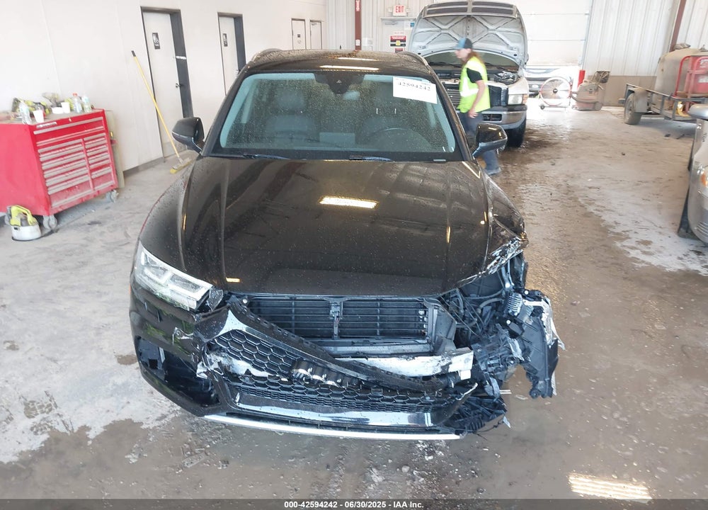 2018 AUDI Q5 VIN: WA1BNAFY4J2129856