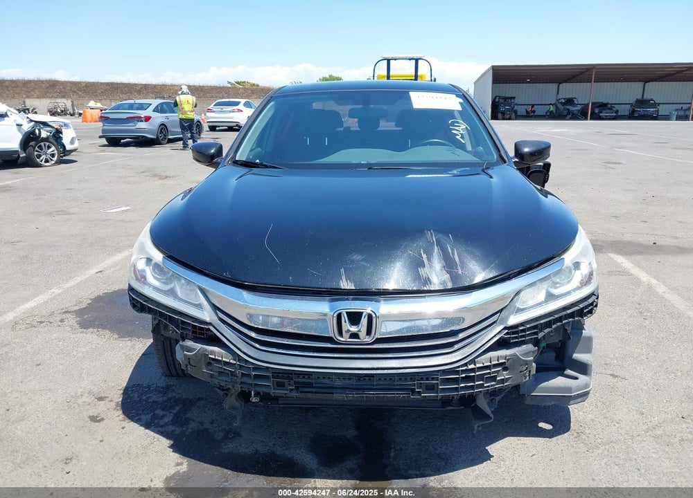 2016 HONDA ACCORD VIN: 1HGCR2F31GA195371