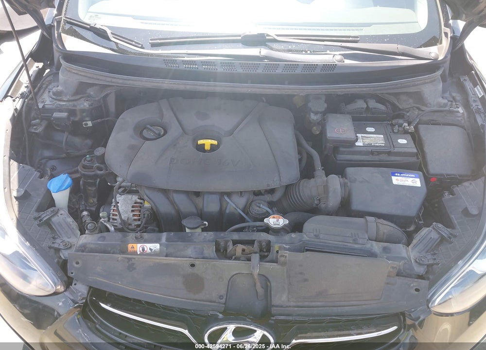 2013 HYUNDAI ELANTRA VIN: KMHDH4AE2DU008400