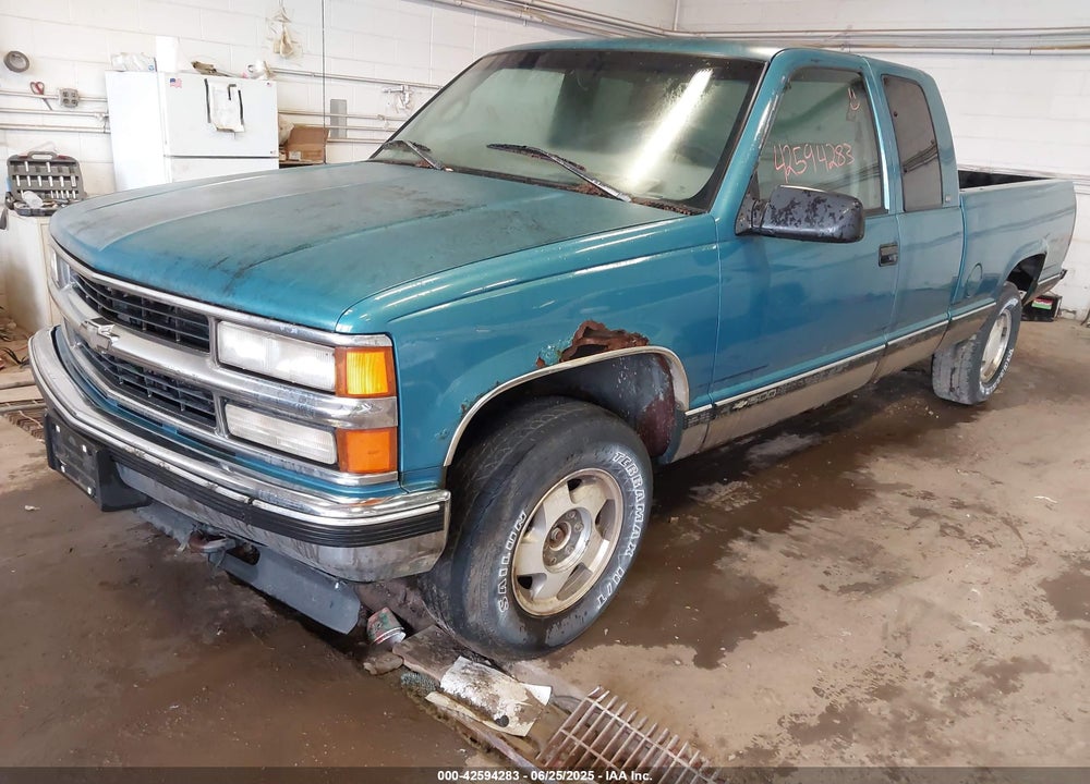 1997 CHEVROLET K1500 FLEETSIDE VIN: 2GCEK19R7V1268398