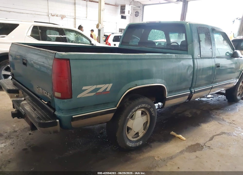 1997 CHEVROLET K1500 FLEETSIDE VIN: 2GCEK19R7V1268398