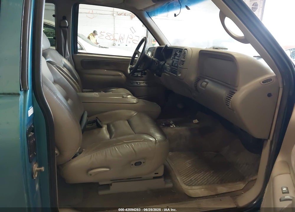 1997 CHEVROLET K1500 FLEETSIDE VIN: 2GCEK19R7V1268398
