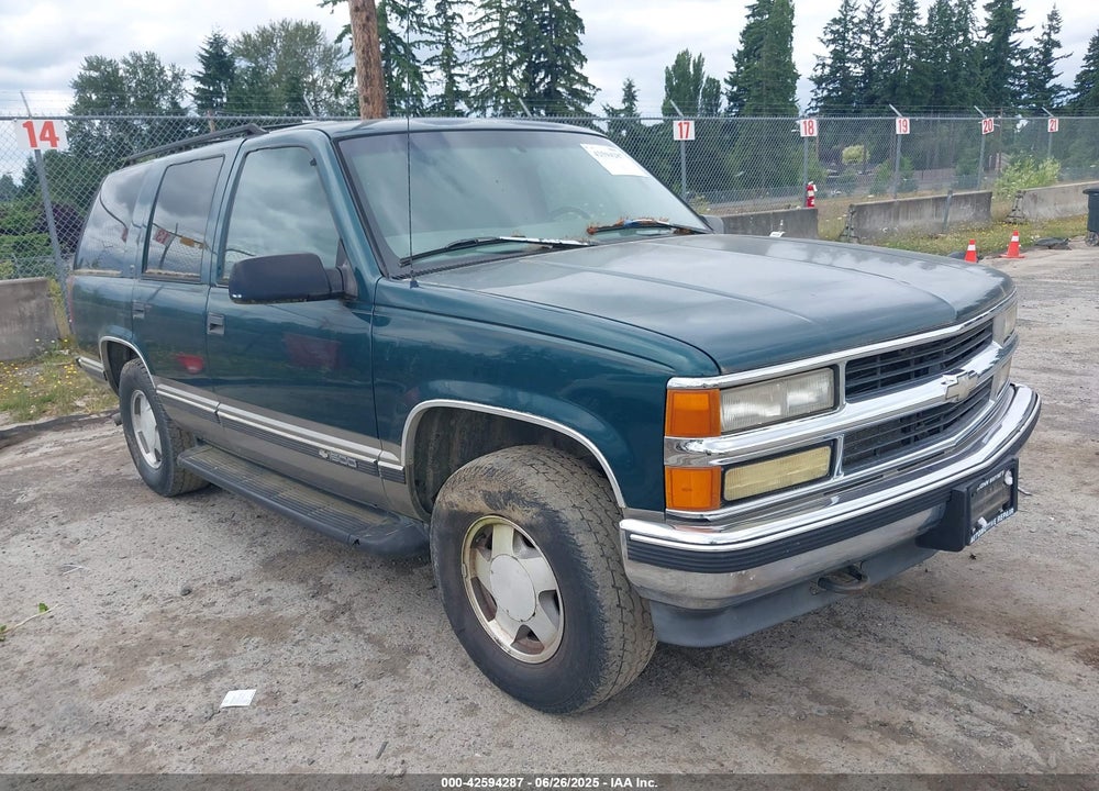 1997 CHEVROLET TAHOE LS VIN: 1GNEK13R0VJ362743