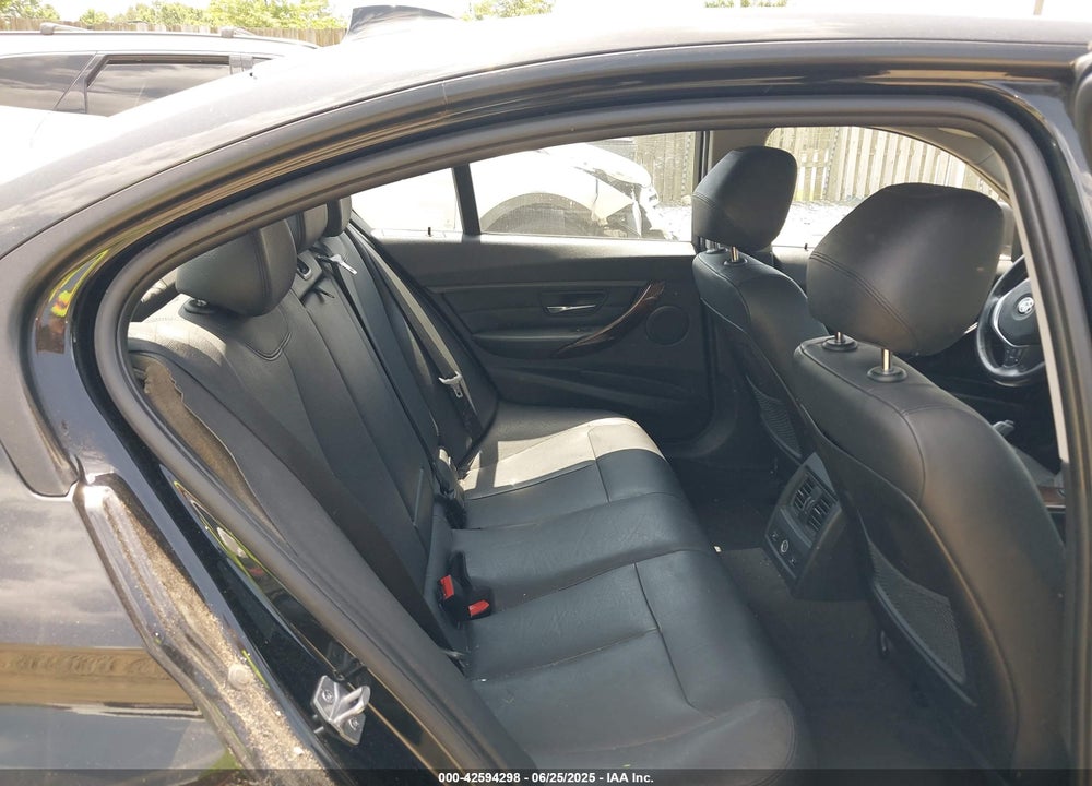 2014 BMW 3 SERIES VIN: WBA3B5G58ENS07846