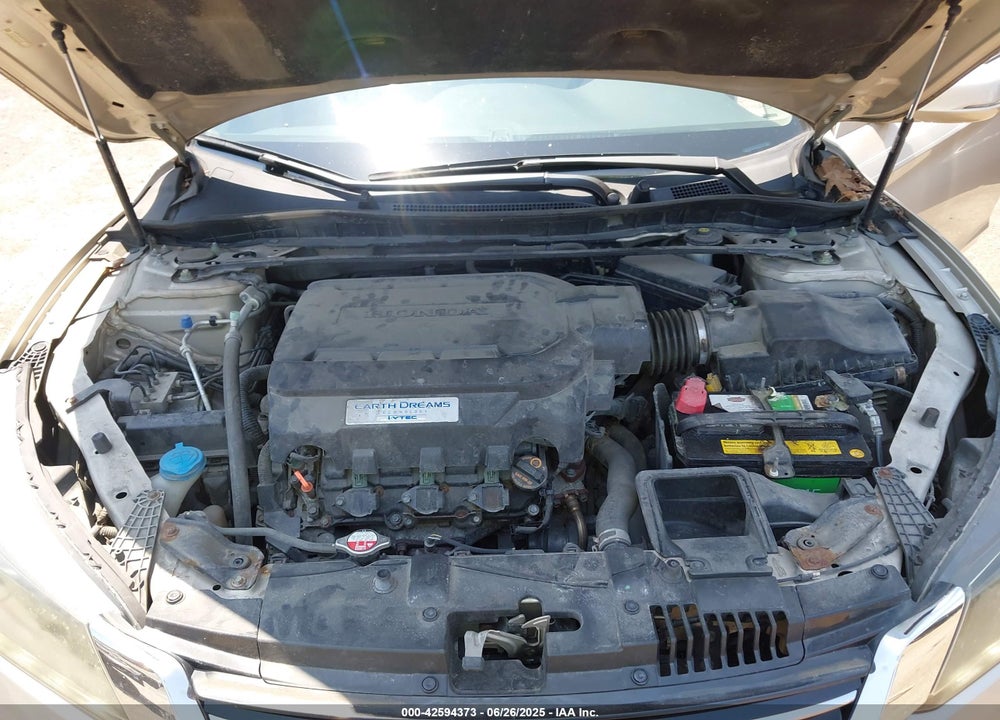2014 HONDA ACCORD VIN: 1HGCR3F8XEA013116