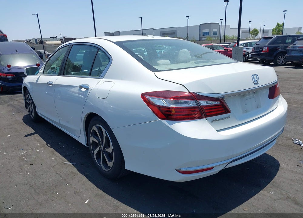 2017 HONDA ACCORD VIN: 1HGCR2F74HA090764
