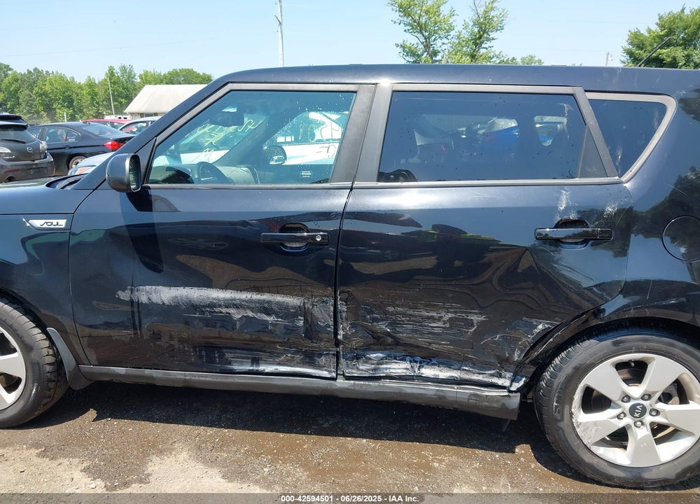 2018 KIA SOUL VIN: KNDJN2A25J7585992