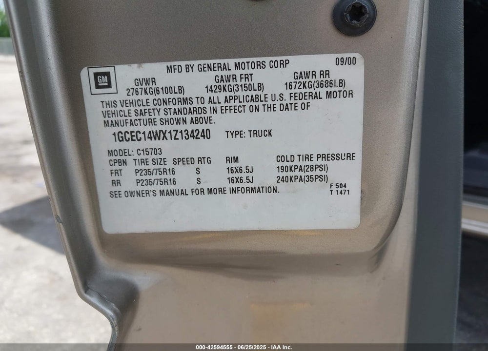 2001 CHEVROLET SILVERADO 1500 VIN: 1GCEC14WX1Z134240