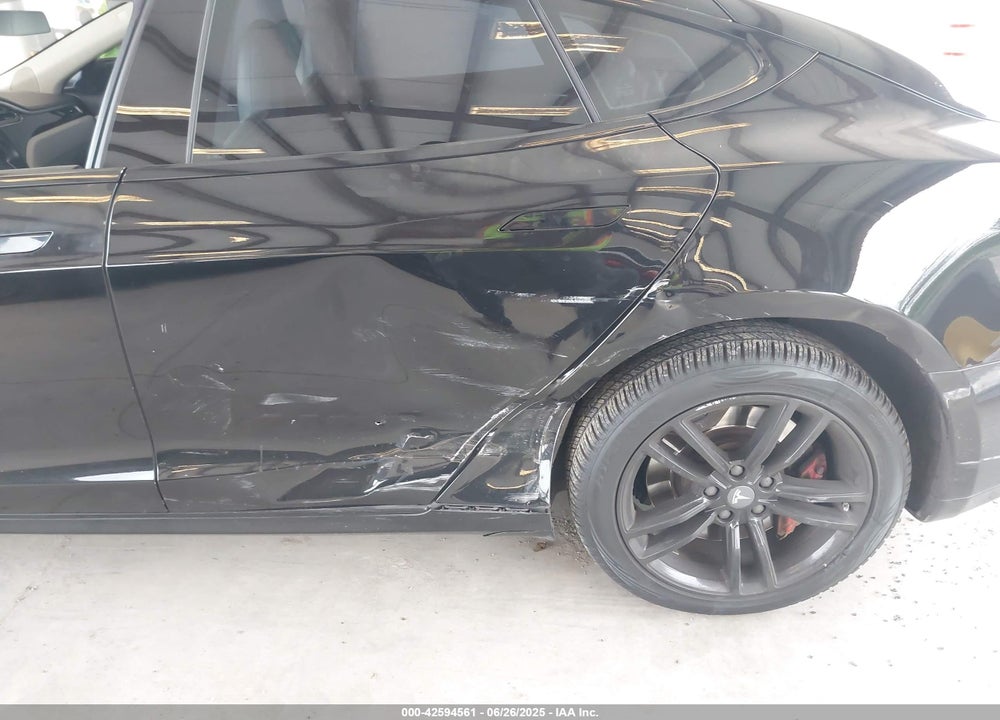 2013 TESLA MODEL S PERFORMANCE VIN: 5YJSA1DP1DFP23818