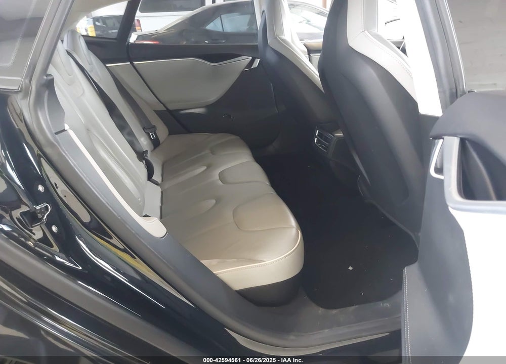 2013 TESLA MODEL S PERFORMANCE VIN: 5YJSA1DP1DFP23818