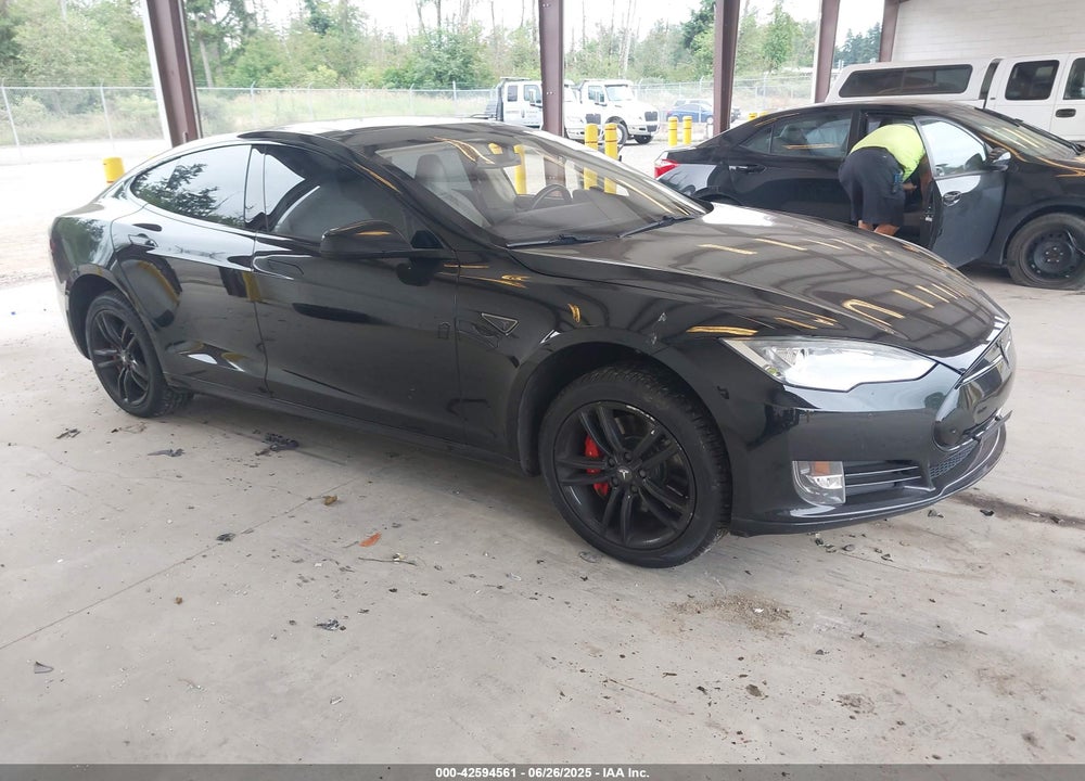 2013 TESLA MODEL S PERFORMANCE VIN: 5YJSA1DP1DFP23818