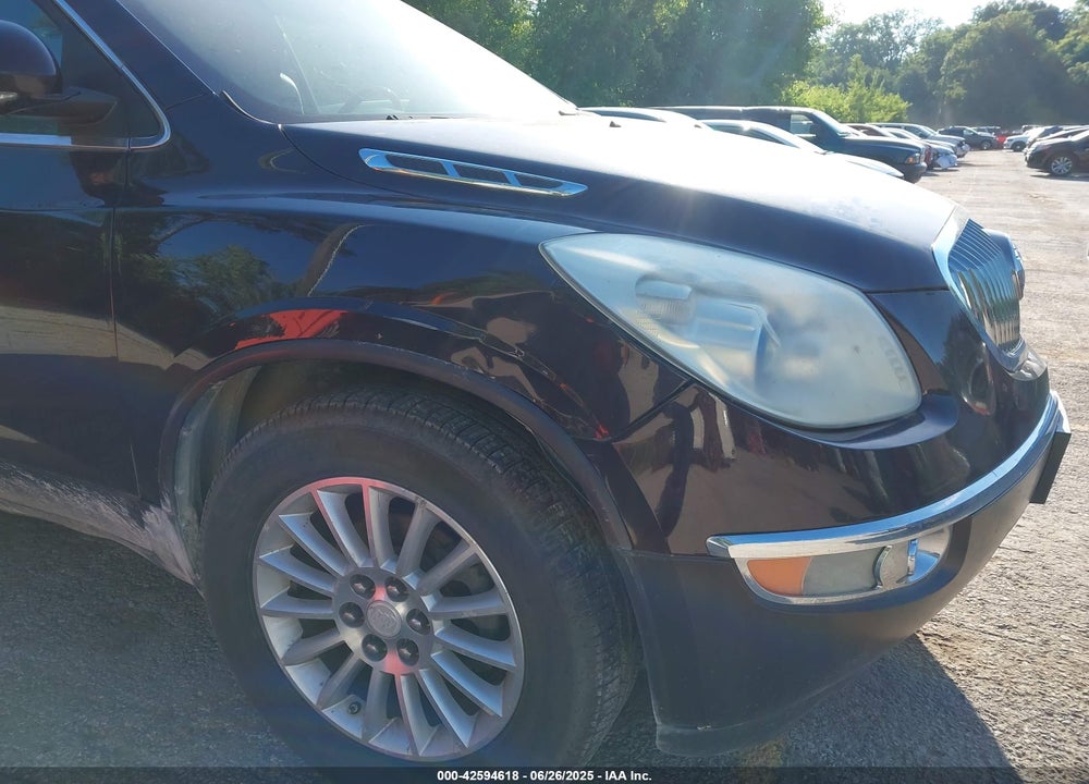 2008 BUICK ENCLAVE VIN: 5GAER23718J128822