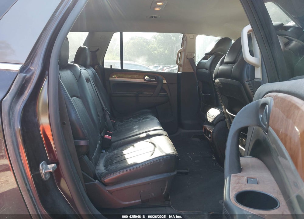2008 BUICK ENCLAVE VIN: 5GAER23718J128822