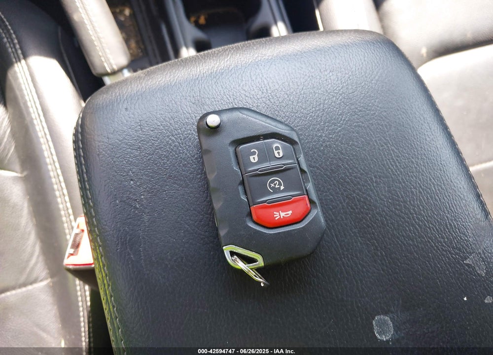 2018 JEEP WRANGLER UNLIMITED VIN: 1C4HJXEN4JW220074