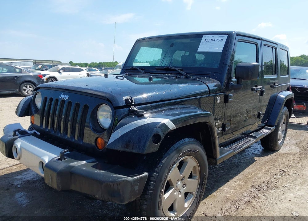 2008 JEEP WRANGLER UNLIMITED SAHARA VIN: 1J4GA59138L640048
