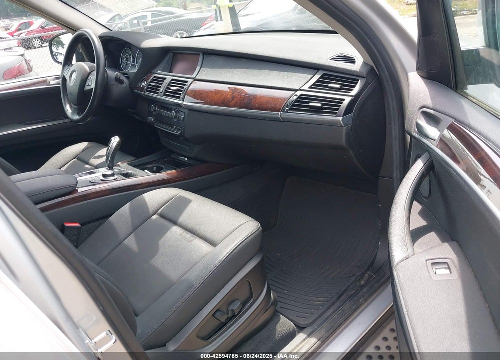 2009 BMW X5 XDRIVE30I VIN: 5UXFE43529L275311