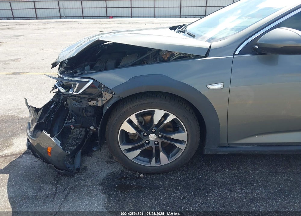 2018 BUICK REGAL TOURX VIN: W04GV8SX1J1090788