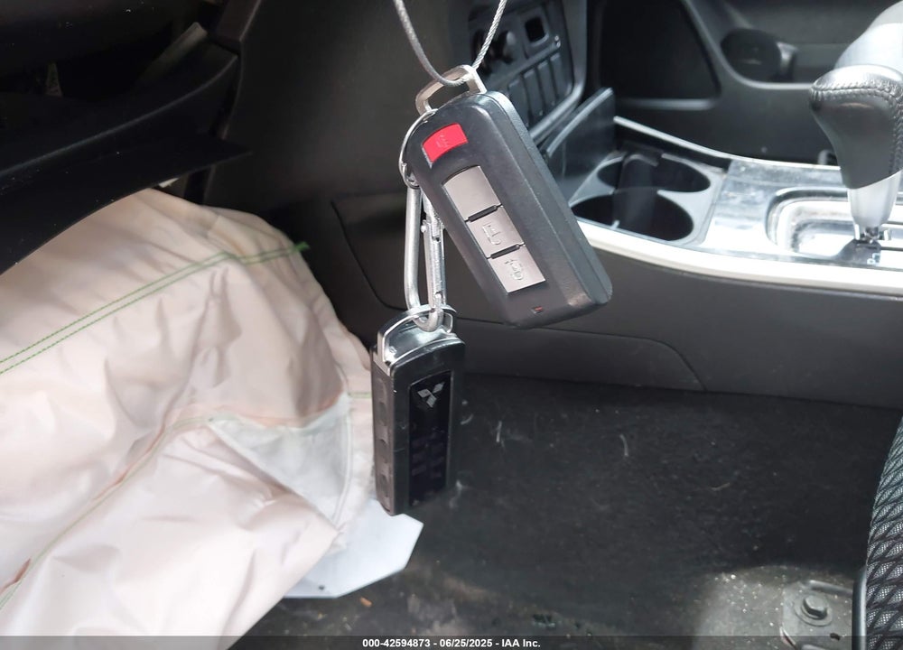 2017 MITSUBISHI OUTLANDER VIN: JA4AZ3A31HZ027827